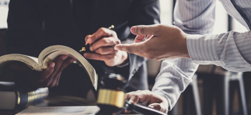 למה עורך דין לשון הרע הוא אדם שכדאי להתייעץ איתו?